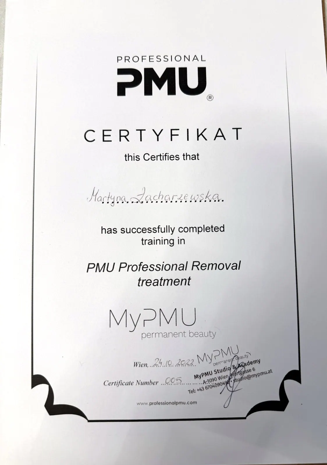 Zertifikat „PMU Professional Removal Treatment“ für Martyna Zacharzewska